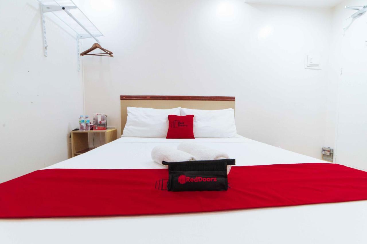 Reddoorz Plus Near Sm Lanang Davao Ngoại thất bức ảnh