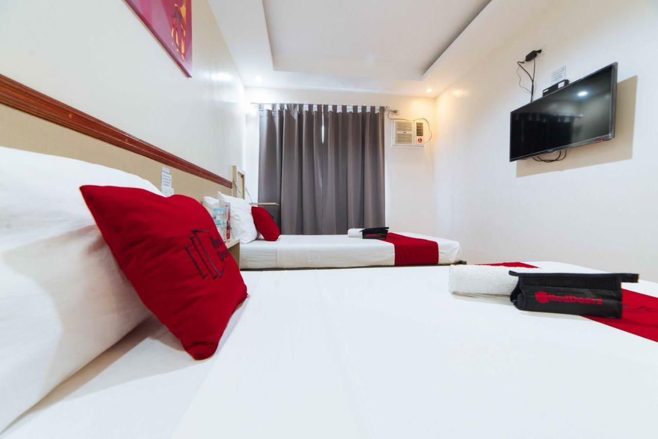 Reddoorz Plus Near Sm Lanang Davao Ngoại thất bức ảnh